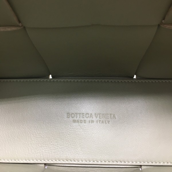d1fa1bcfdda2e3da86097396e1ff6c08_1743747365_8371.jpg
