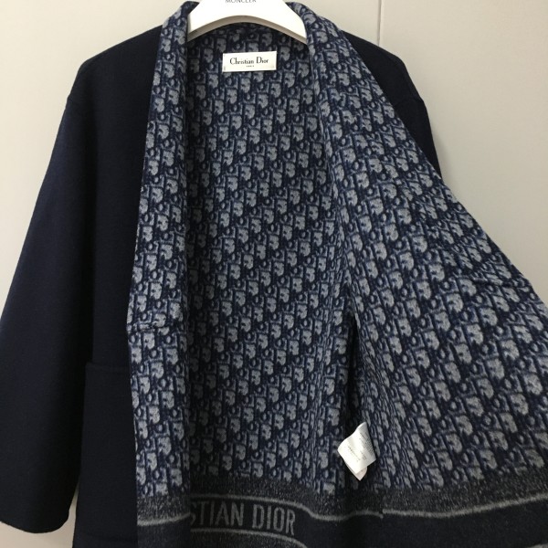 3d4e2a829a6ef43529f4a8f202abea88_1763446770_8533.jpg