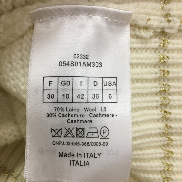b13d83b564d3b6ab815158315799b062_1763706333_8986.jpg