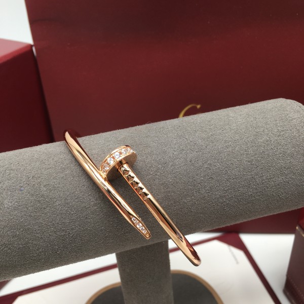 7e56729ce9142b366e9224c39f26c7f0_1764563179_8233.jpg