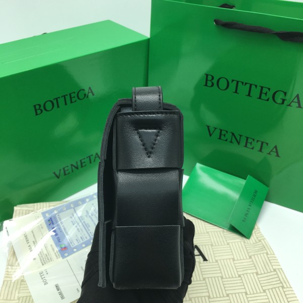 b19e80ef93d61633511d3d453793fa23_1766128735_8163.jpg