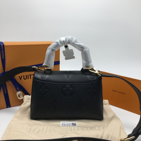 cd3ded278be5aed975b883f7a0e330a8_1766992461_4882.jpg