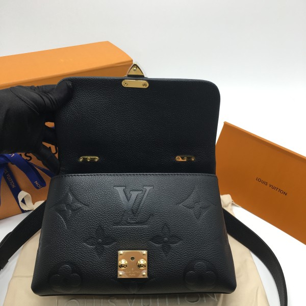 cd3ded278be5aed975b883f7a0e330a8_1766992463_1869.jpg