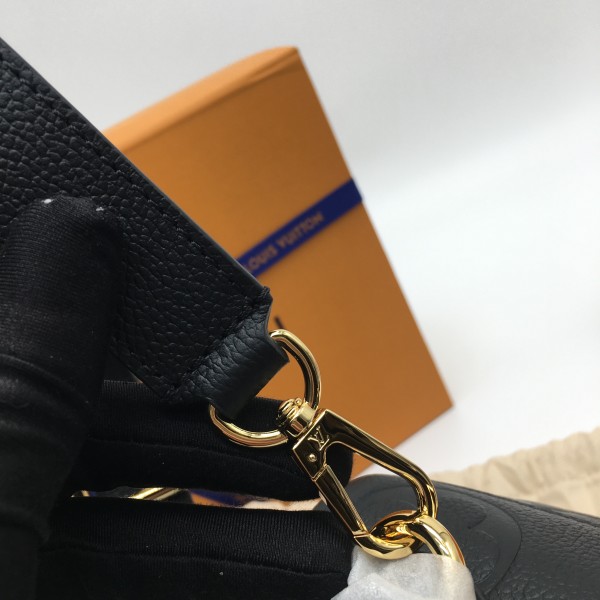cd3ded278be5aed975b883f7a0e330a8_1766992465_6804.jpg