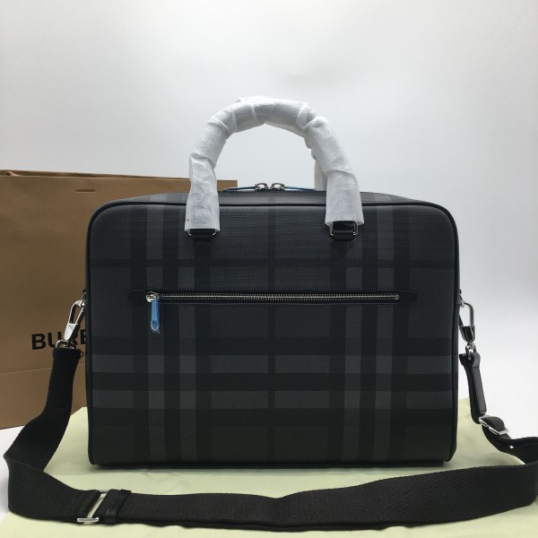 cd3ded278be5aed975b883f7a0e330a8_1766992595_9915.jpg