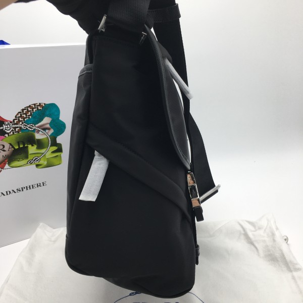e36052ccfdce2ccef4de6114371dde0c_1766384504_3868.jpg
