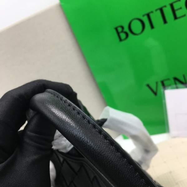 ff5eb7ae0c82566648cb3ee62d71bf22_1777359281_0684.jpg