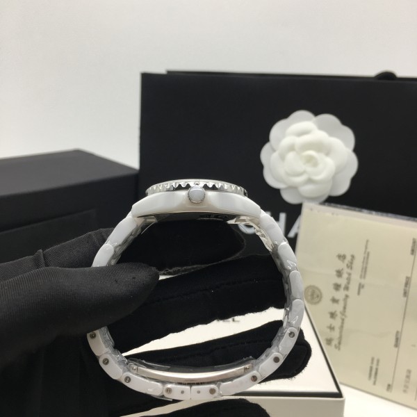 af0330086401766c055f776ae44afd3b_1778563960_1562.jpg