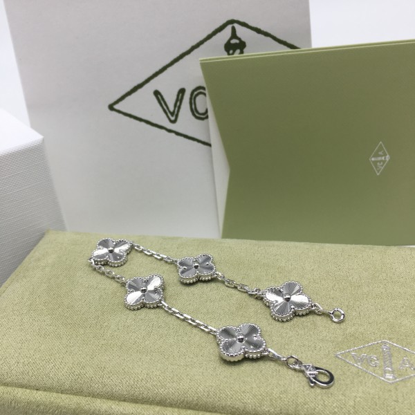 6f087f9c2b1560c2d534b487f8e39ec1_1782800657_9914.jpg