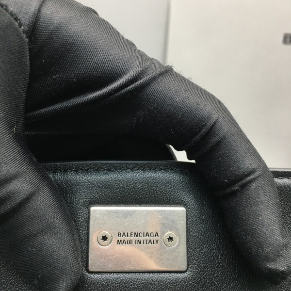ef50089b617646586cb4b98ea95117ce_1781764887_2133.jpg