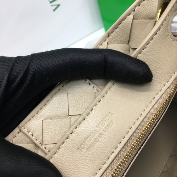 ef50089b617646586cb4b98ea95117ce_1781765461_9723.jpg