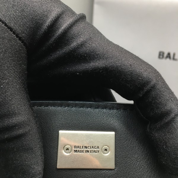 9edbc33005a8170e869321f82e577436_1784100033_1735.jpg