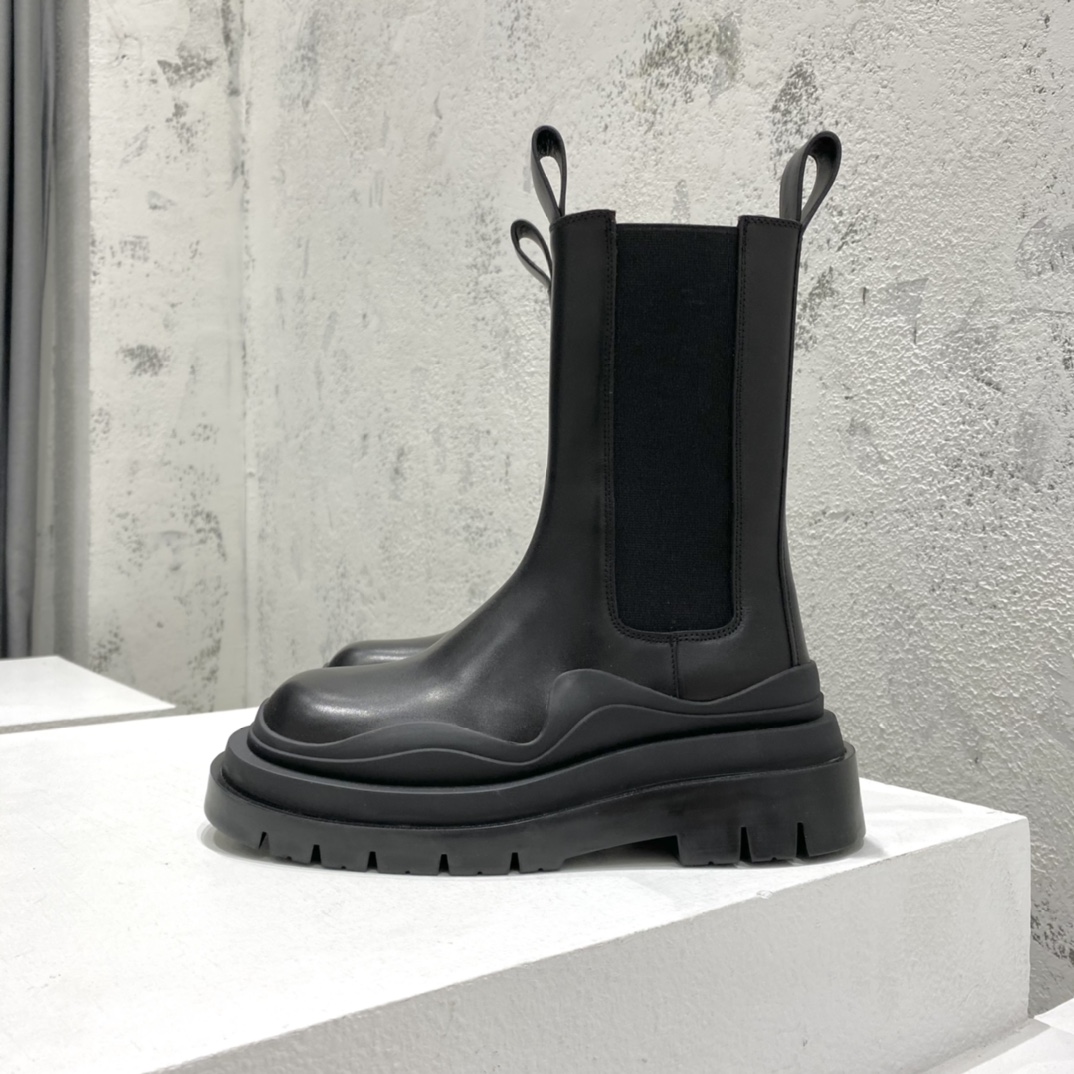 보테가베네타 남여공용 러그 첼시 부츠 굽 높이 5.5cm