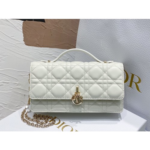 디올 My Dior 미니 백 까나쥬 양가죽