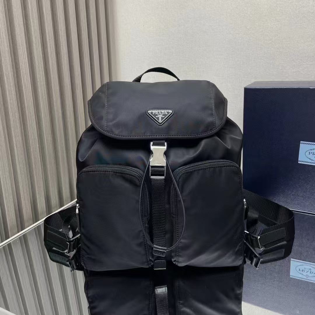 프라다 리나일론 백팩 1BZ070