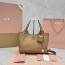 미우미우 가죽 핸드백