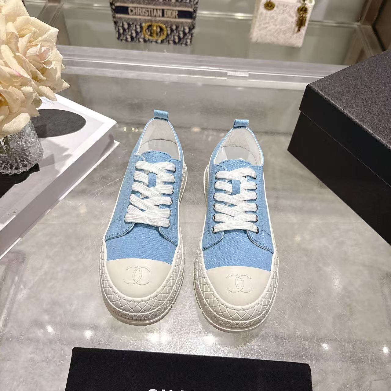 샤넬 스니커즈